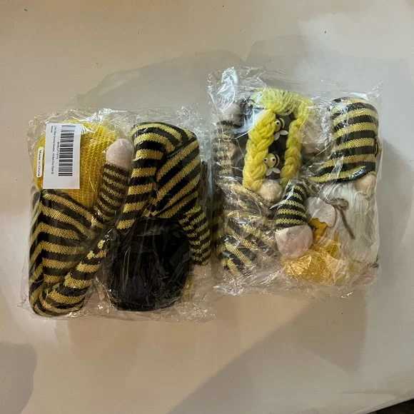 Bee Gnome Scandinavian Home Bee Decor Set of 2 for Farmhouse Kitchen Shelf - Picture 4 of 10